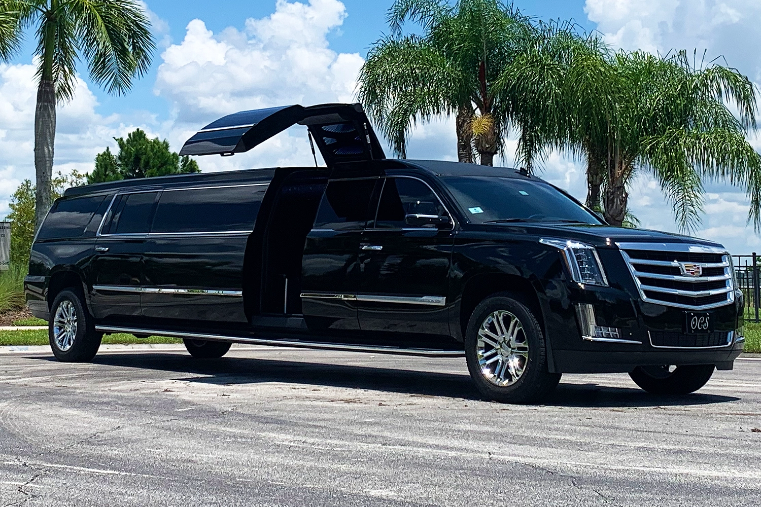 SUV Limousine